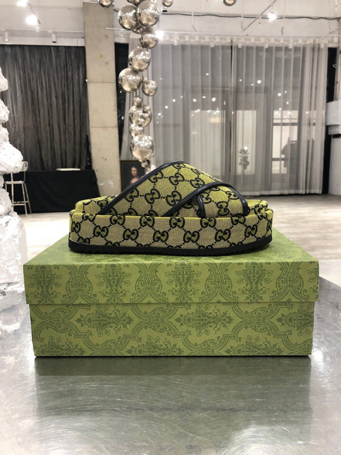 GCI GG Slide Sandal