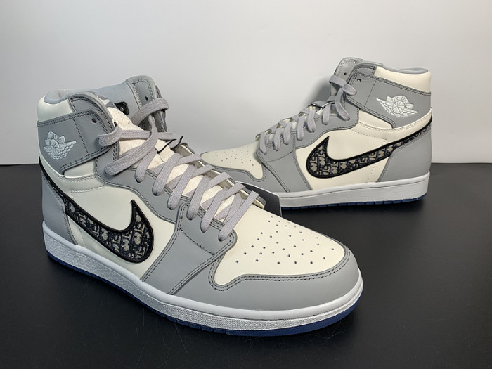 Dior x Air Jordan 1 High - CN8607 002