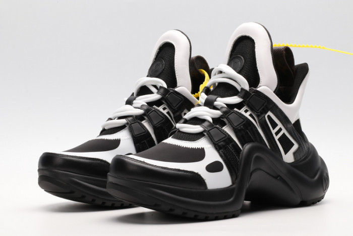 LUSV SNEAKERS
