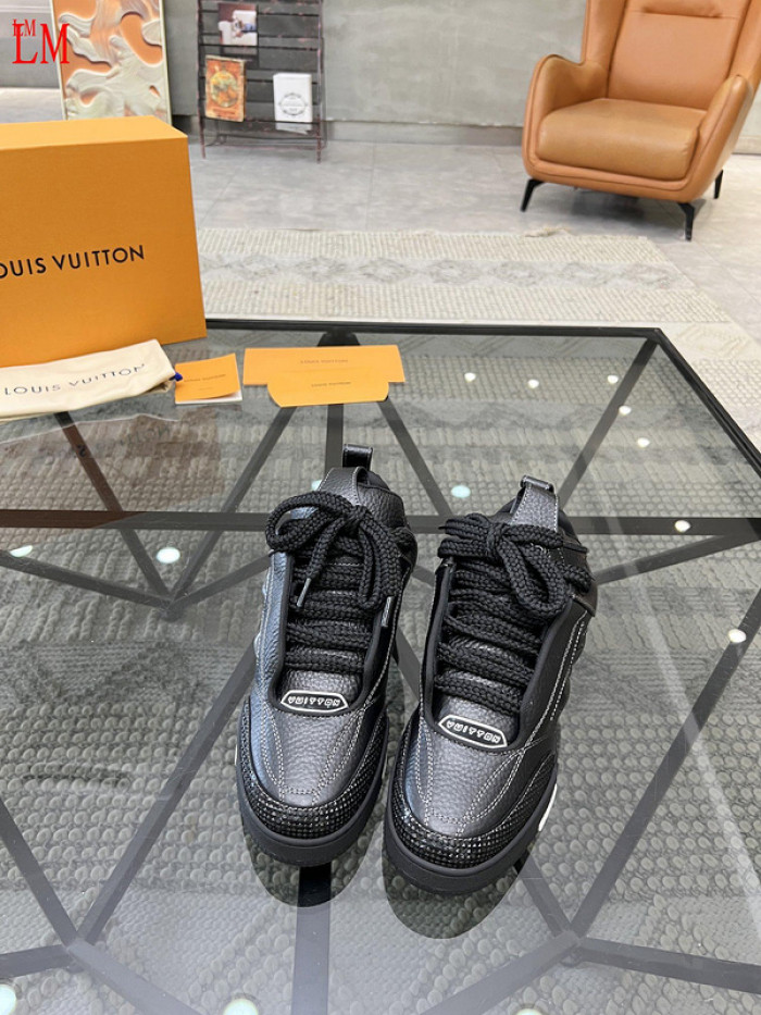 LUSV SNEAKERS