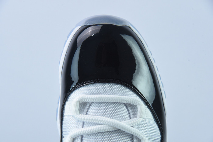Air Jordan 11 Low BG