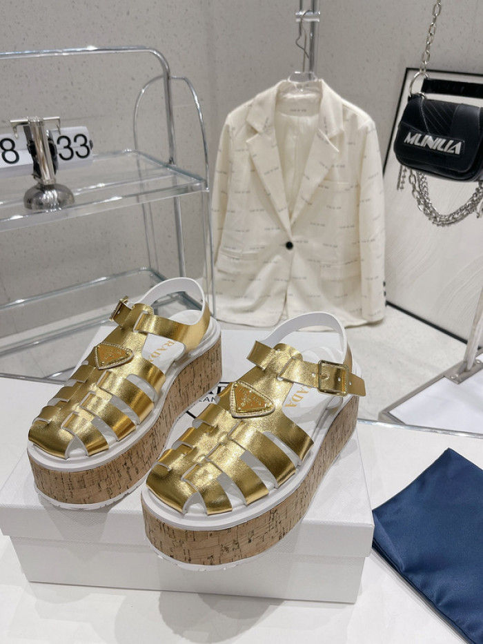 PRADA SLIDE
