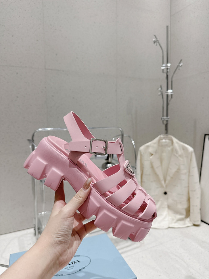 PRADA SLIDE
