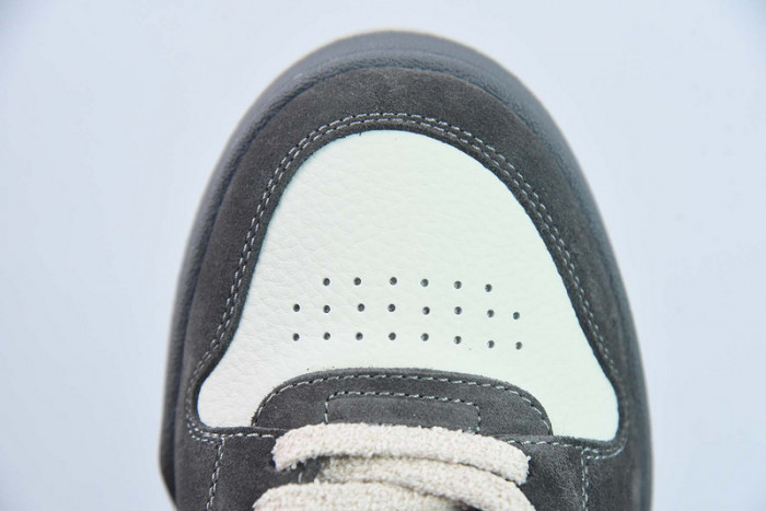 FENDI SNEAKERS