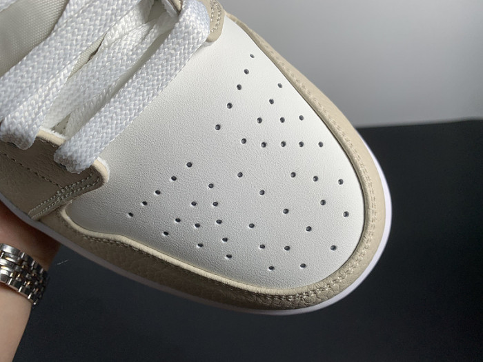 Air Jordan 1 Low SE
