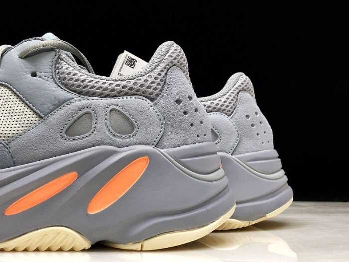 adidas Yeezy Boost 700