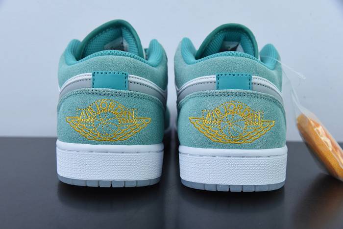 Air Jordan 1 Low
