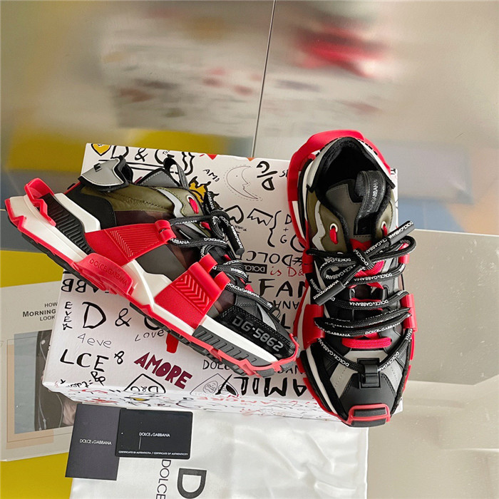 DG SNEAKER