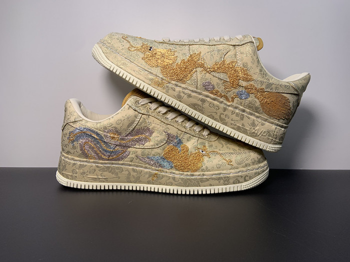 NIKE AIR FORCE 1 LOW 07