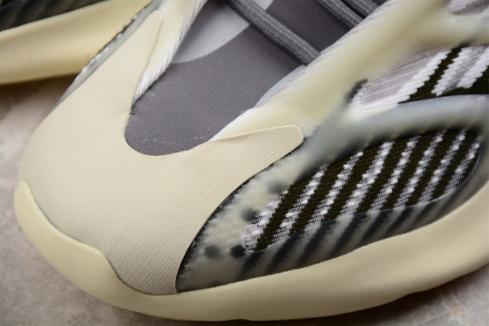 Adidas Yeezy 700 V3 Fade Salt ID1674