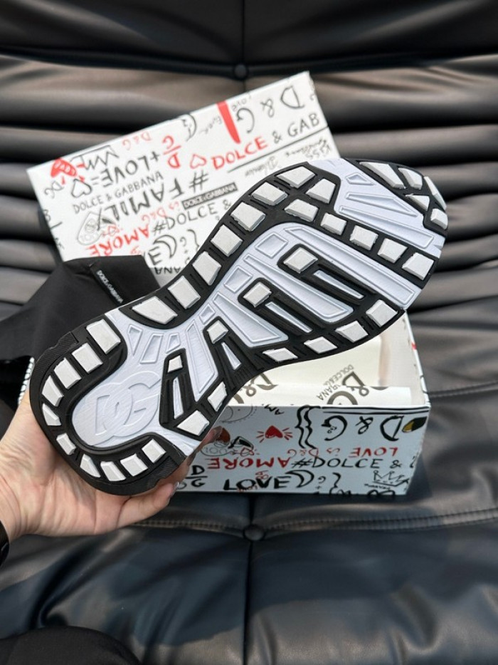 DG SNEAKER