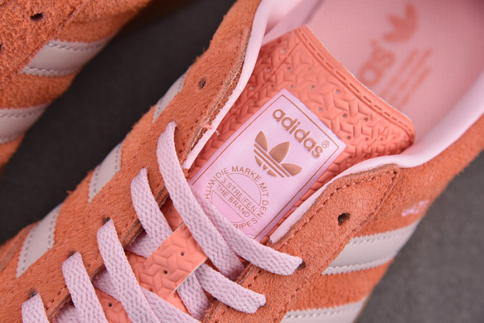adidas Gazelle Indoor Shoe Punk/Gum IE2946
