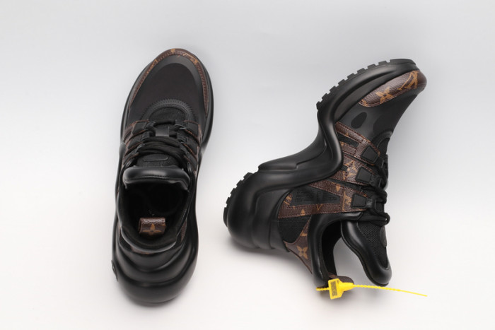 LUSV SNEAKERS