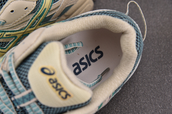 (WMNS) ASICS Gel-Kahana 8 Green/Grey 1012A978-302