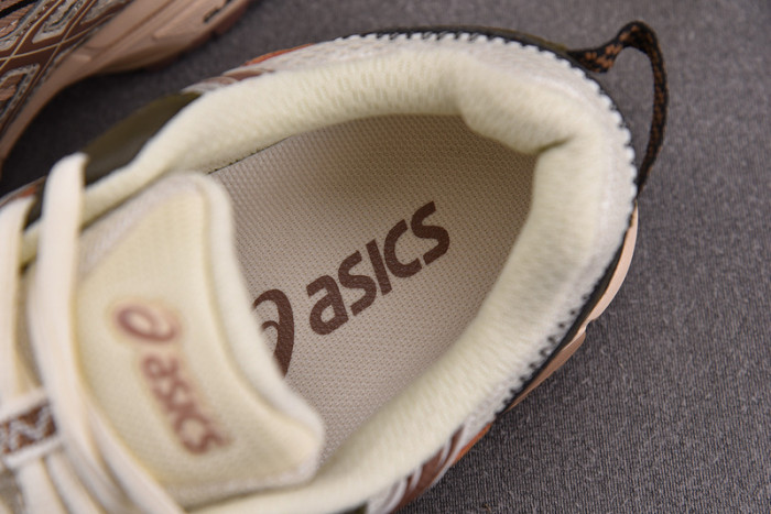 ASICS GEL-Kahana 8 