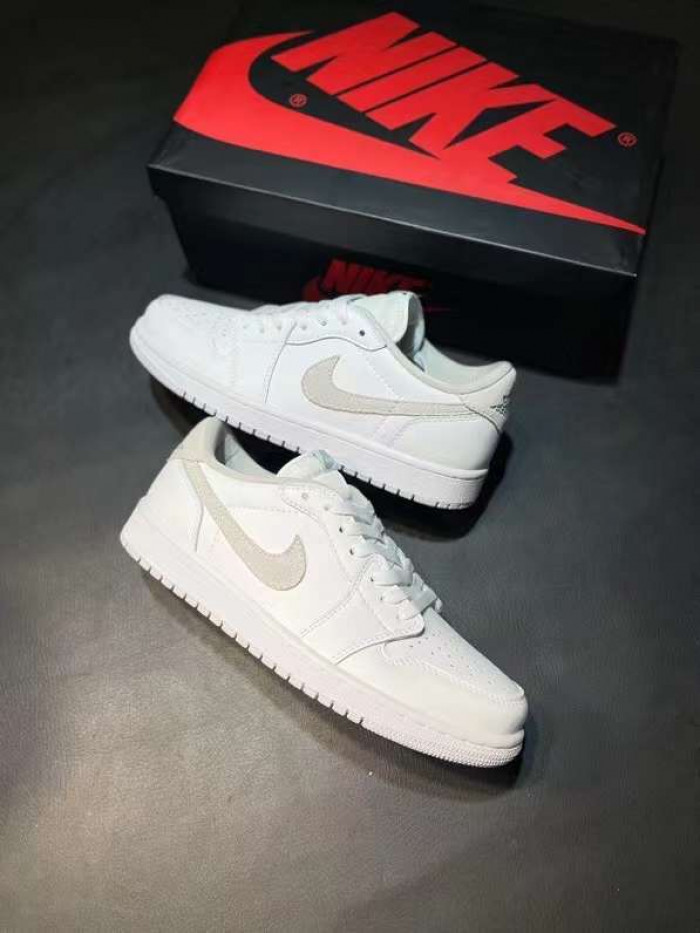 Air Jordan 1 Retro Low OG