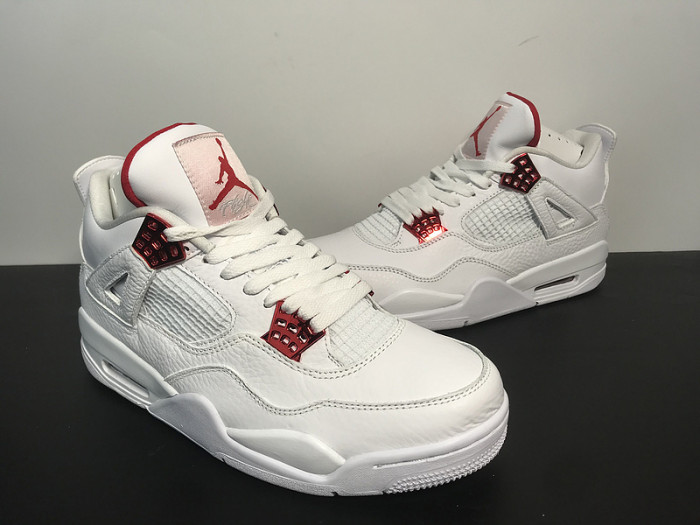 Air Jordan 4 Retro